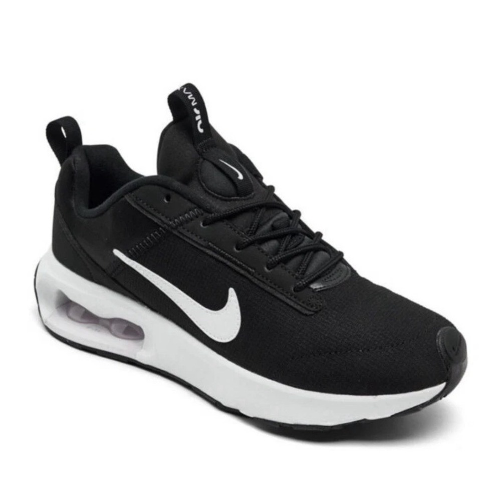 Nike Air Max INTRLK‎ Lite Women's Shoes in black and white Size 8